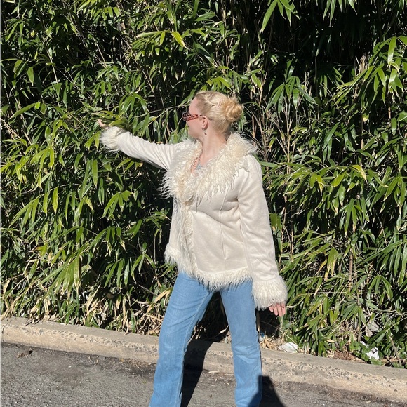 Meet your Posher, Lilli - Picture 6 of 6